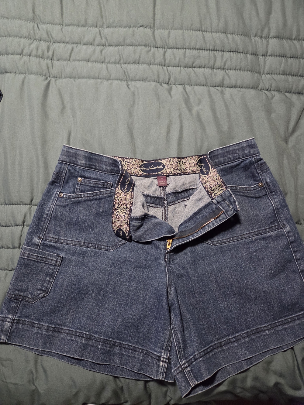 Gloria Vanderbilt Blue Denim Jean Shorts with Paisley Waistband Size 14